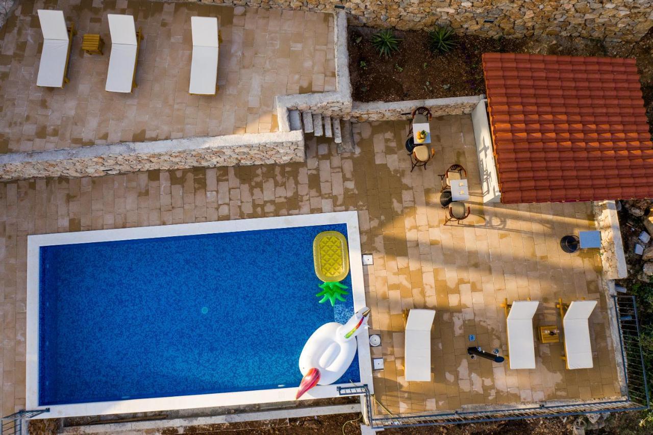 Exclusive Villa Almissa With Swimming Pool And Sea View Lokva Rogoznica Exterior photo