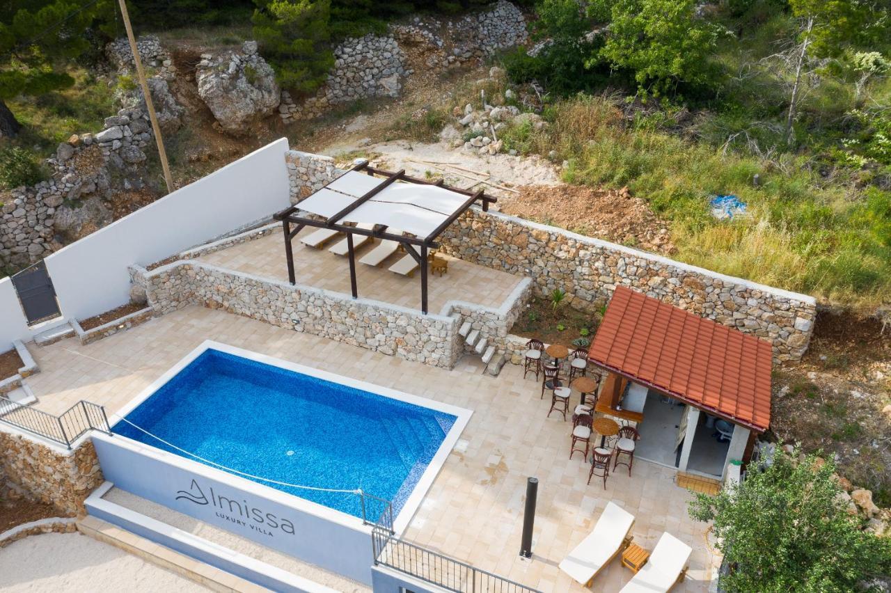 Exclusive Villa Almissa With Swimming Pool And Sea View Lokva Rogoznica Exterior photo