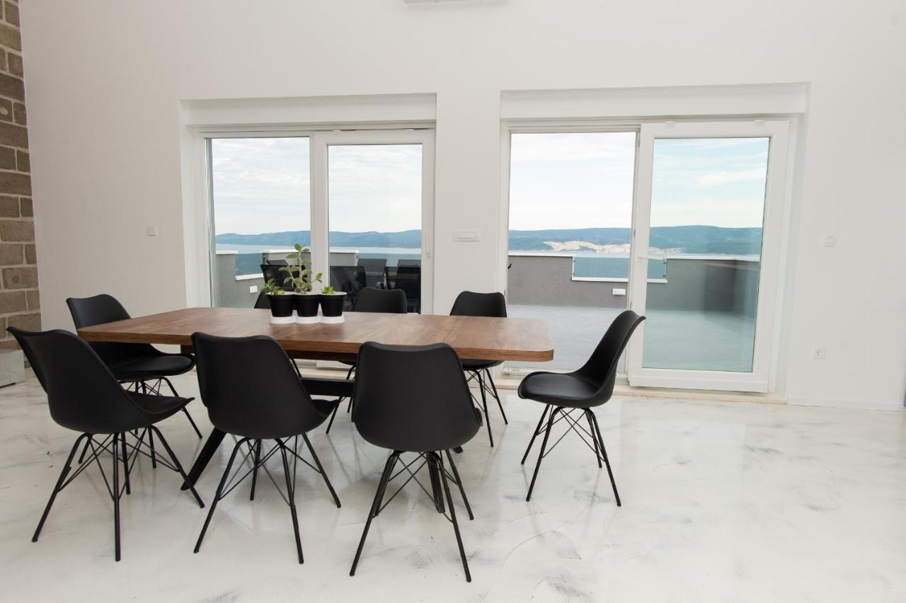 Exclusive Villa Almissa With Swimming Pool And Sea View Lokva Rogoznica Exterior photo
