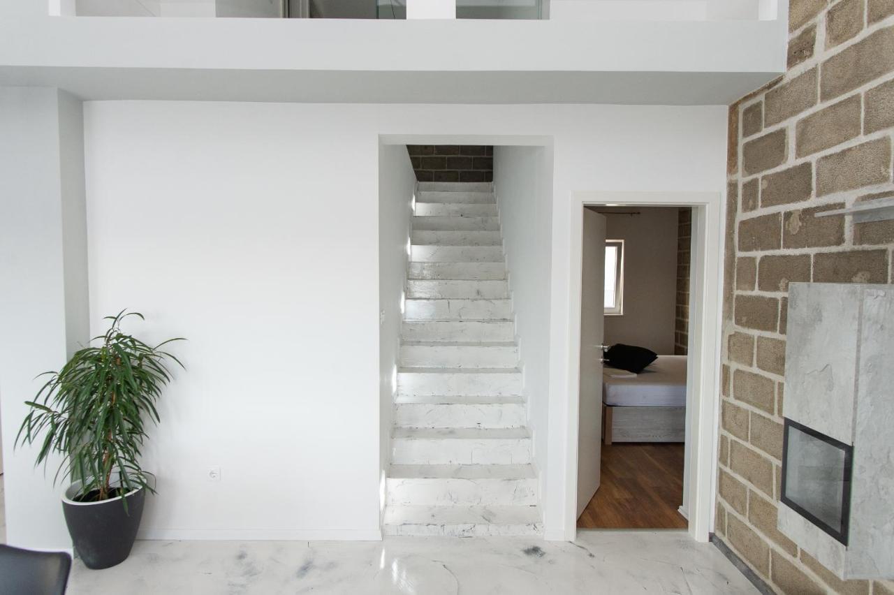 Exclusive Villa Almissa With Swimming Pool And Sea View Lokva Rogoznica Exterior photo